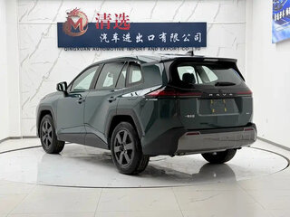 2026 Toyota RAV4 VI (XA60), серебристый, 4500001 рублей, вид 4