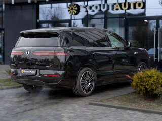 2025 Denza N8L, чёрный, 5466960 рублей, вид 4