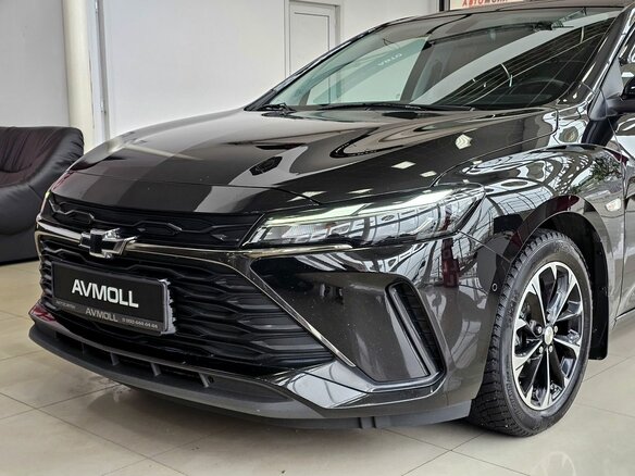 2024 Chevrolet Monza II Рестайлинг, чёрный, 1849000 рублей - вид 2