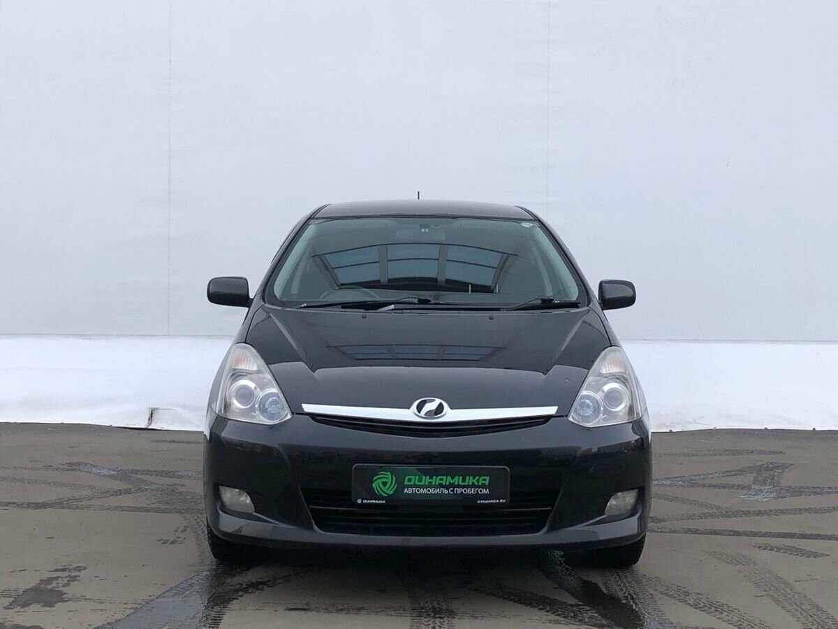 Toyota Wish I Рестайлинг