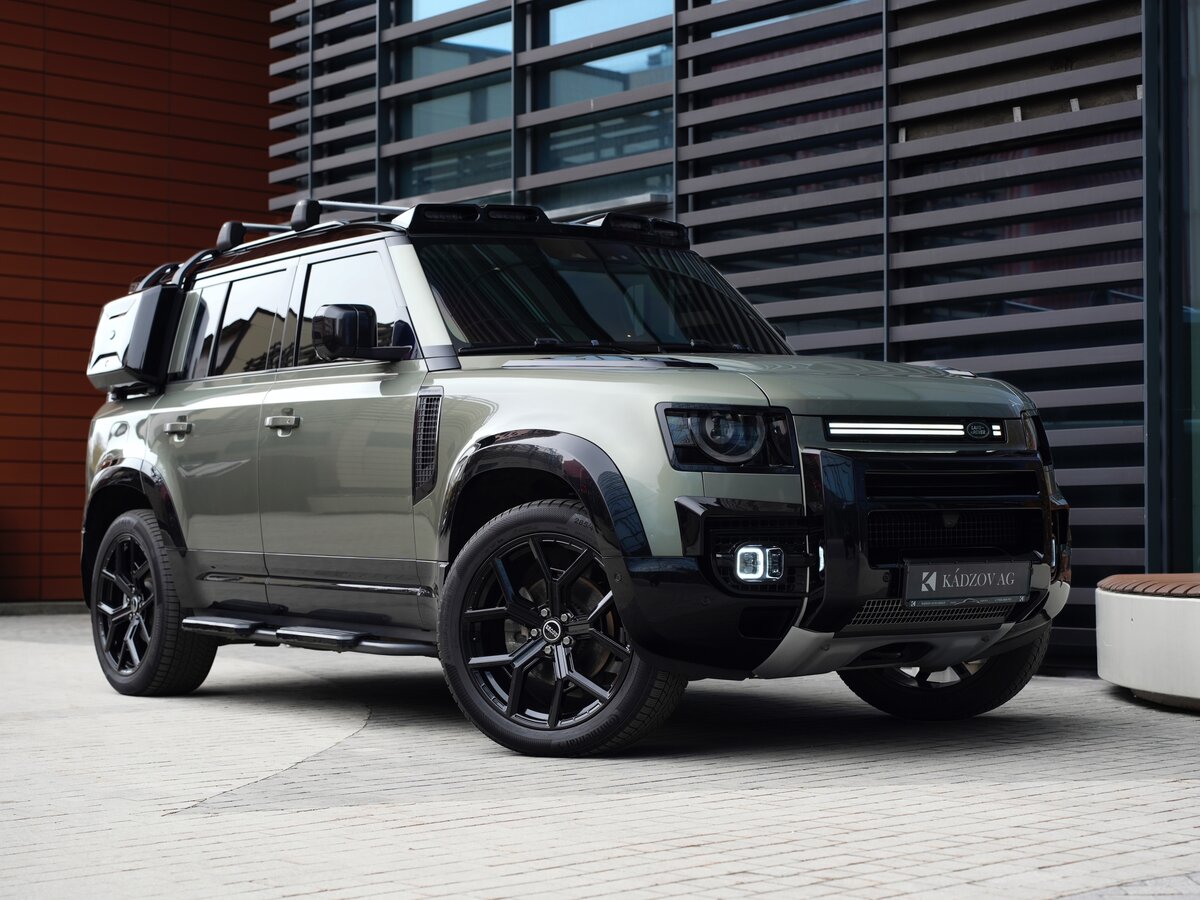 Land Rover Defender II