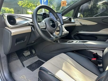 2025 BYD Dolphin 44.9 kWh I, серебристый, 1540000 рублей, вид 5