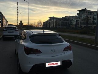 2014 Opel Astra GTC J Рестайлинг, белый, 950000 рублей, вид 4