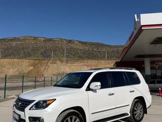 2015 Lexus LX 570 III Рестайлинг, белый, 3400000 рублей, вид 1