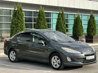 Peugeot 408 I