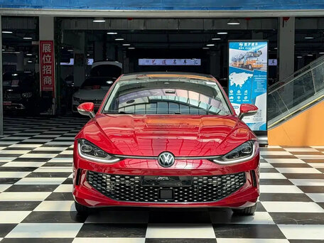 2023 Volkswagen Lamando L II, красный, 1560000 рублей, вид 2