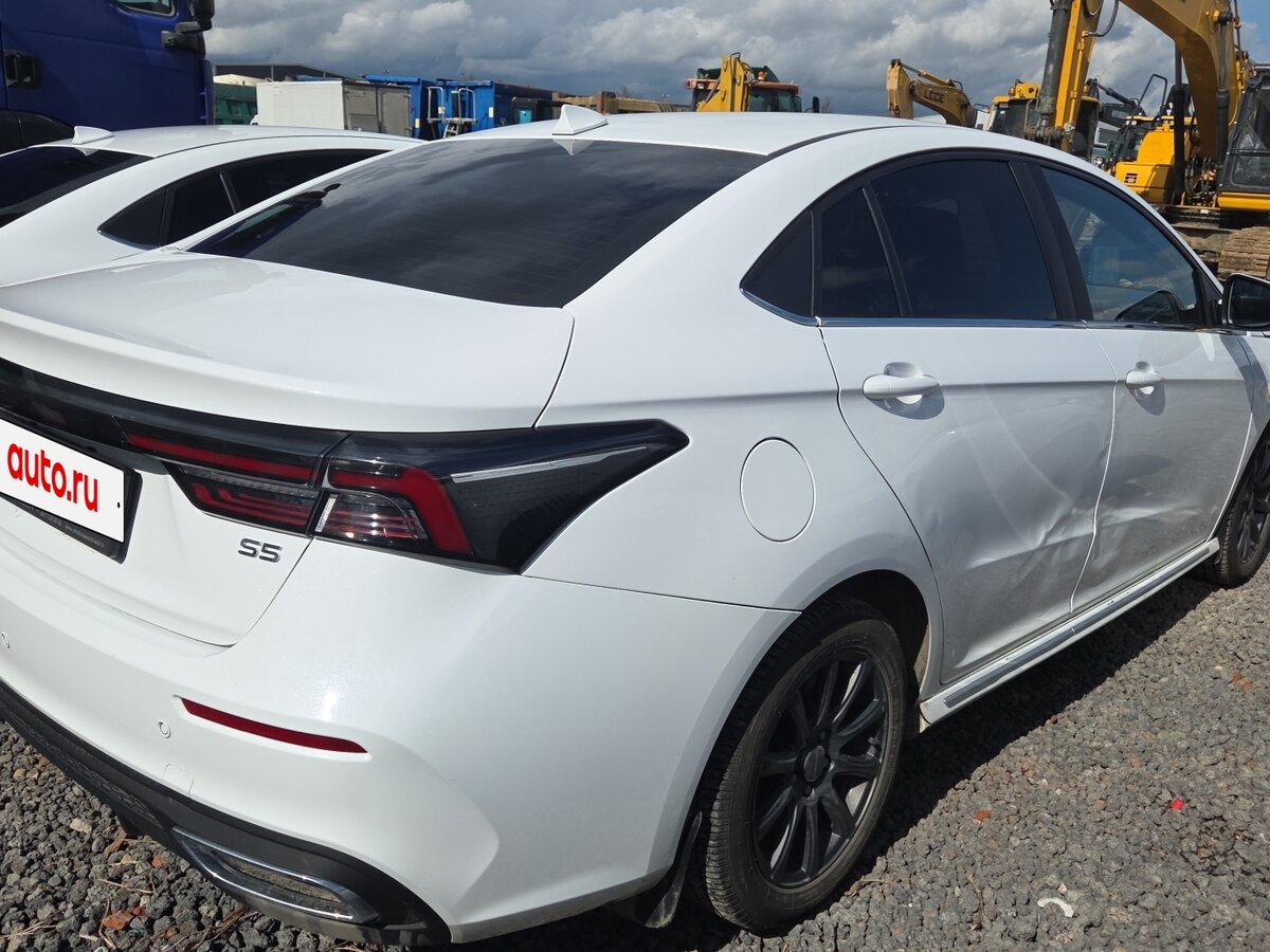 Omoda S5