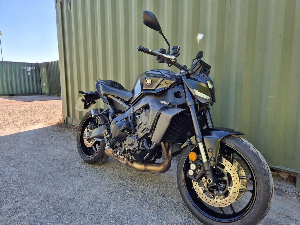 Yamaha MT-09 (FZ-09)