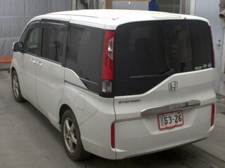 2016 Honda Stepwgn V, белый, 1089000 рублей, вид 5