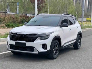 2022 Kia KX3, белый, 1530000 рублей, вид 1