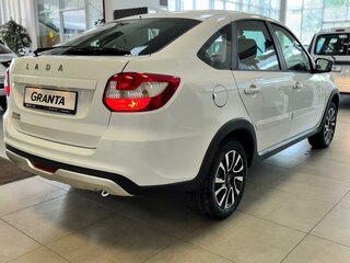 2026 Lada (ВАЗ) Granta Active Cross I Рестайлинг, белый, 1203000 рублей, вид 4