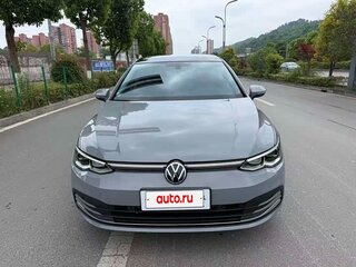2023 Volkswagen Golf VIII, серый, 1759000 рублей, вид 2
