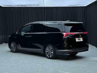 2026 Buick GL8 PHEV IV Century, чёрный, 6790000 рублей, вид 4