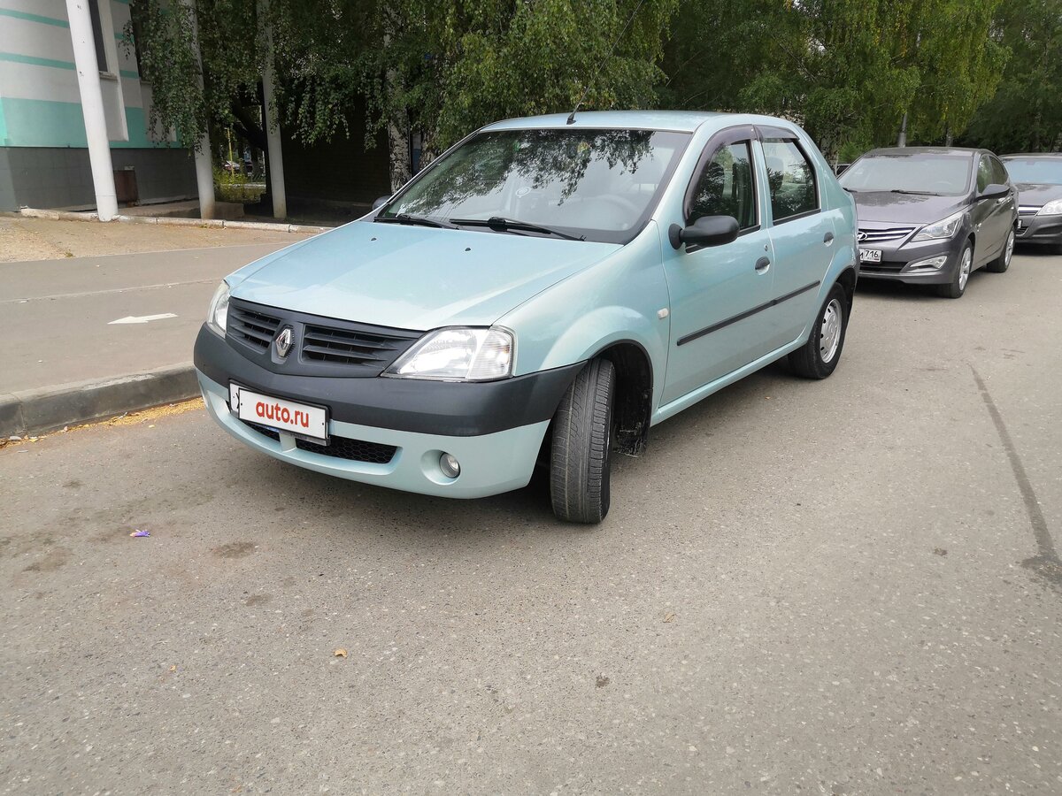 Светло зеленый рено логан