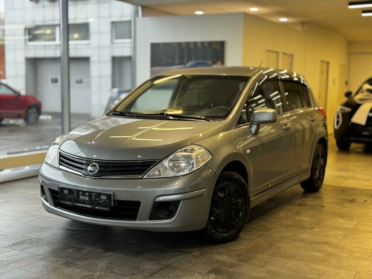 Nissan Tiida I Рестайлинг