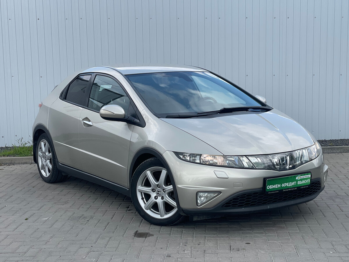 Honda Civic VIII 1 8