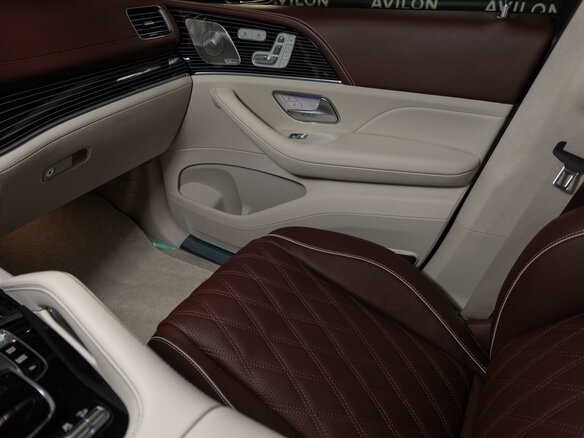 2025 Mercedes-Benz Maybach GLS 600 I Рестайлинг, чёрный, 29490000 рублей - вид 11