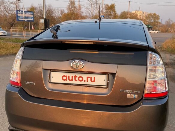 2009 Toyota Prius II Рестайлинг (XW20), серый, 900000 рублей - вид 3