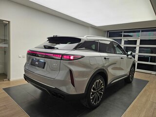 2025 Exeed RX, серый, 4800000 рублей, вид 5