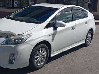 2009 Toyota Prius III (XW30), белый, 1000000 рублей, вид 1