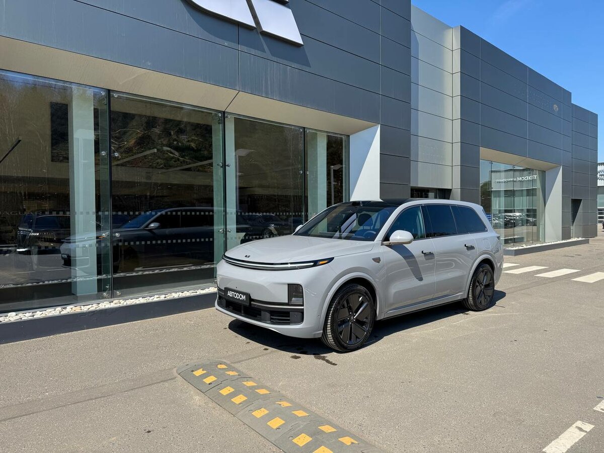 Li Auto (Lixiang) L9 52.3 kWh I Рестайлинг