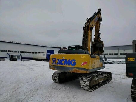 2023 XCMG XE235C, жёлтый, 7249450 рублей, вид 3