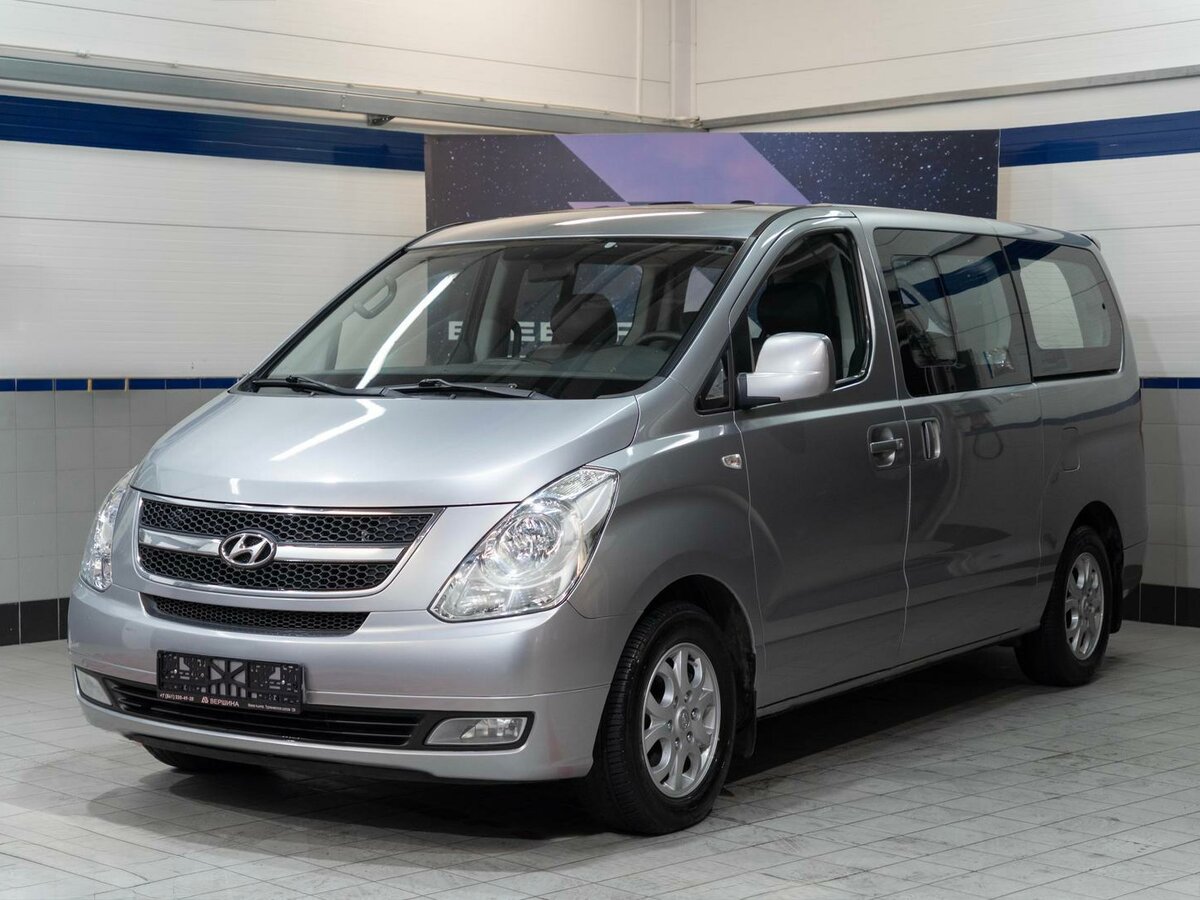 Hyundai Grand Starex I