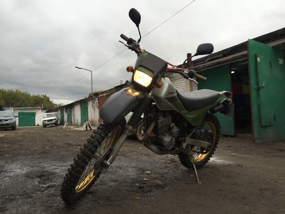 1997 Kawasaki KL 250, зелёный - вид 5