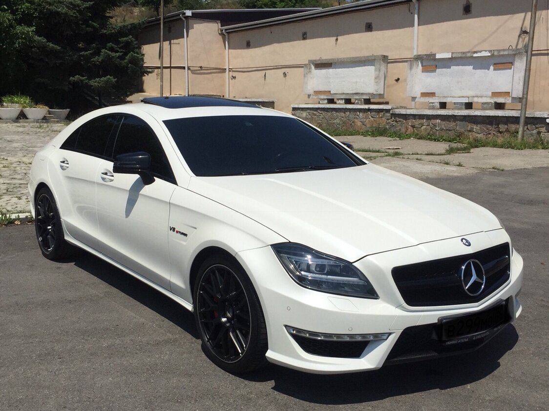 Как выглядит белый мерседес Купить б/у Mercedes-Benz CLS AMG II (W218) 63 AMG 5.5 AT (557 л.с.) бензин автом