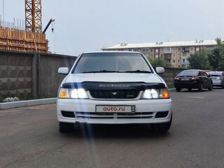 1998 Nissan Bluebird XI (U14), белый, 400000 рублей, вид 1