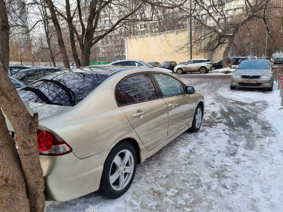 Хонда цивик золотистый
