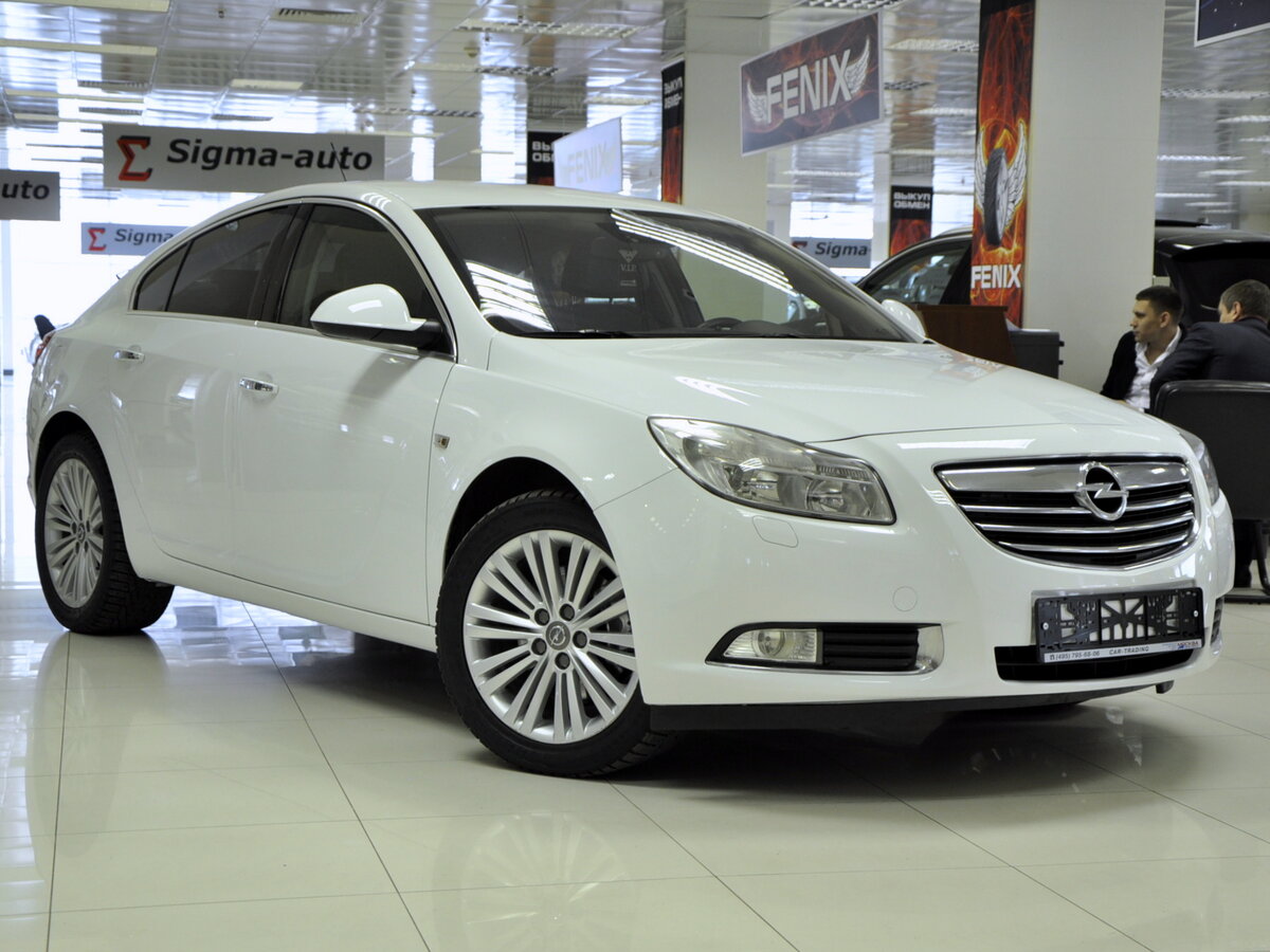 Opel Insignia 2014 белая