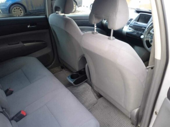 2010 Toyota Prius JDM II Рестайлинг (XW20), серый, 998000 рублей - вид 13