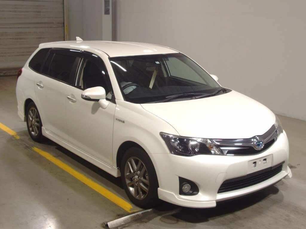 Toyota Corolla Fielder 165