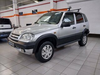 2005 Chevrolet Niva I, серебристый, 225000 рублей, вид 1