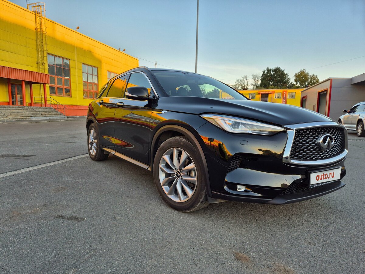 Купить б/у Infiniti QX50 II 2.0 CVT (249 л.с.) 4WD бензин вариатор в ...
