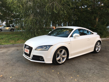 Audi TT 8J — Wikipédia