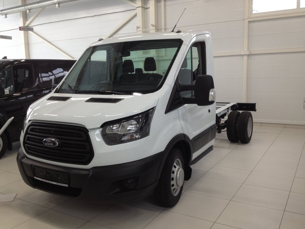 Ford Transit Chassis Cab 2020