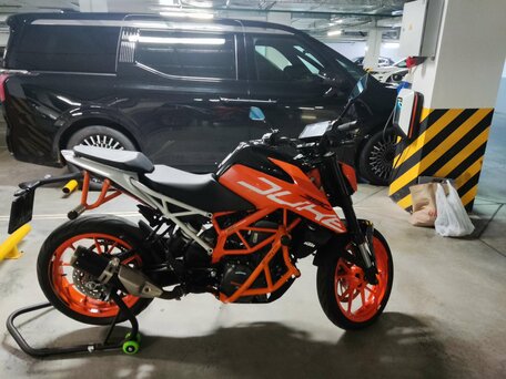 KTM 390 Duke naked bike 2019 425 000