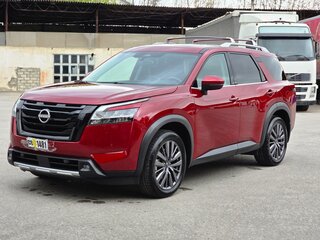 2022 Nissan Pathfinder V, пурпурный, 6000000 рублей, вид 1