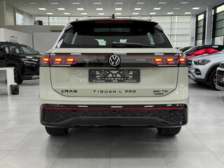 2026 Volkswagen Tiguan L Pro III (China Market), бежевый, 4899000 рублей, вид 5