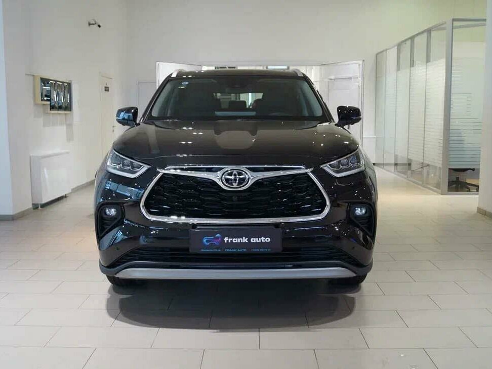 Toyota Highlander IV (XU70)
