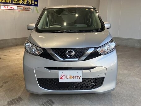 2023 Nissan Dayz II, серебристый, 674000 рублей, вид 2