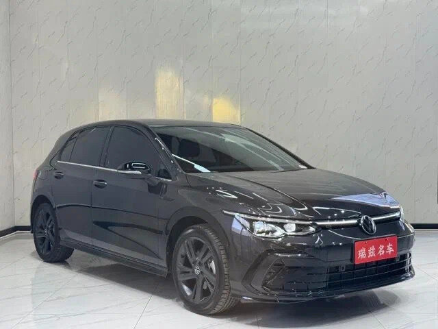 Volkswagen Golf VIII