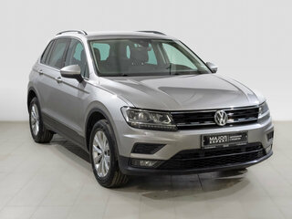 2019 Volkswagen Tiguan II, серебристый, 2095000 рублей, вид 3