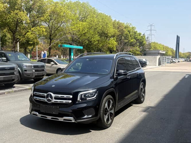 Mercedes-Benz GLB 200 I (X247)