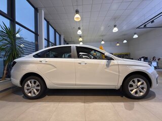 2026 Lada (ВАЗ) Vesta I Рестайлинг (NG), белый, 2010000 рублей, вид 4