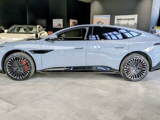 2026 Avatr 12, синий, 7990000 рублей, вид 2
