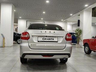 2026 Lada (ВАЗ) Granta I Рестайлинг, серебристый, 1344000 рублей, вид 5