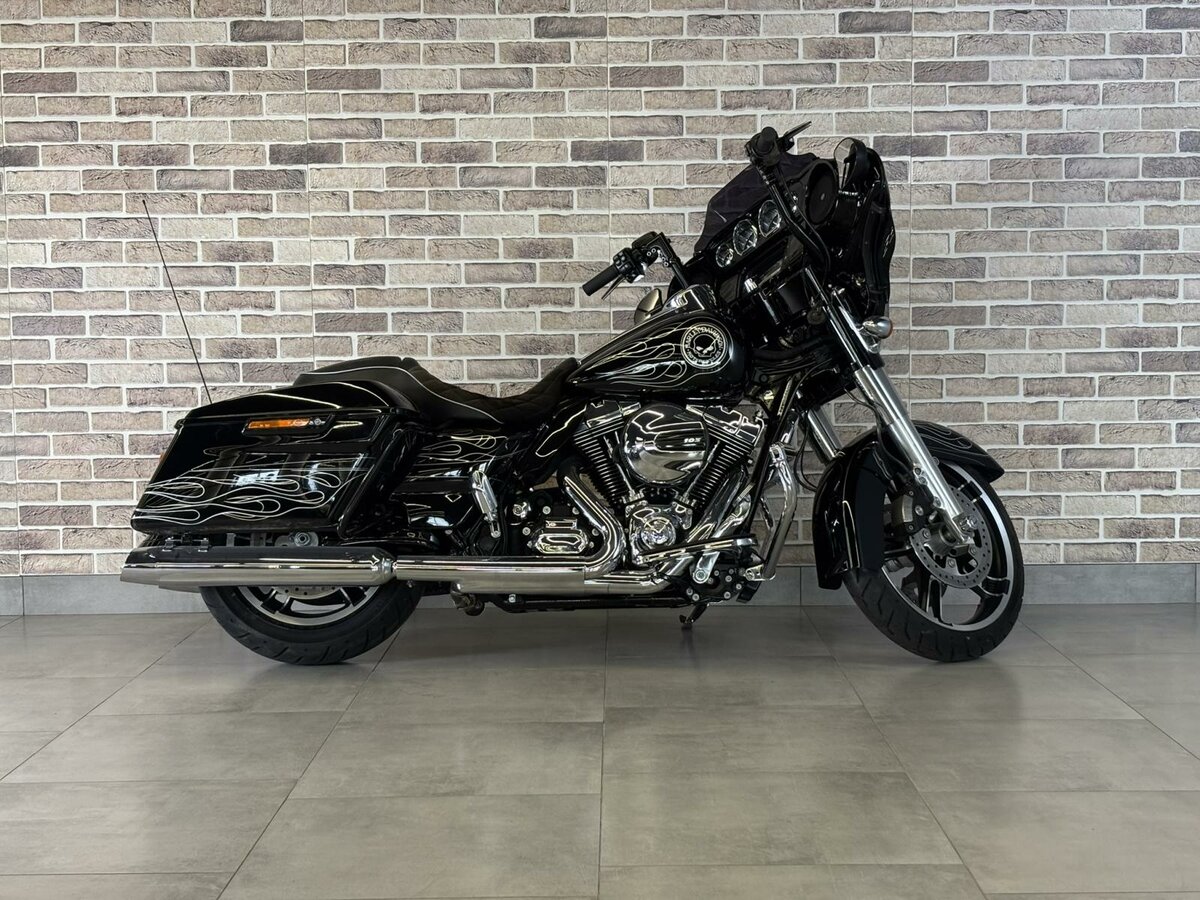 Harley-Davidson Street Glide Special